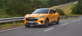 Pompeyo Carrasco Mall Plaza Tobalaba